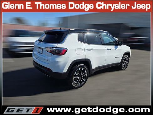 Certified 2023 Jeep Compass Limited image 7