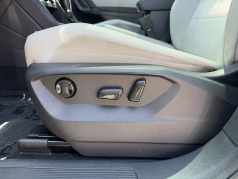 Used 2019 Volkswagen Tiguan S FWD image 10