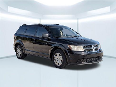 Used 2019 Dodge Journey SE FWD image 8