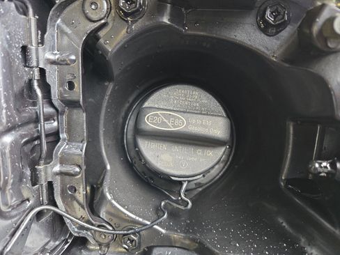 Used 2023 Toyota Tacoma SR image 11