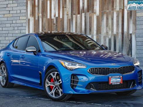 Used 2018 Kia Stinger GT2 image 9