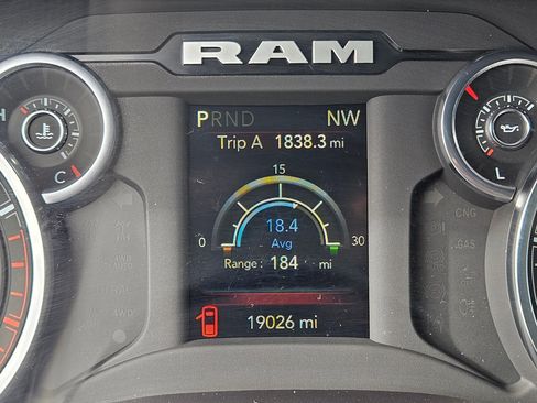 Used 2024 RAM 2500 Tradesman w/ Convenience Group image 21