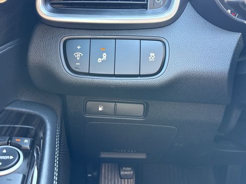 Used 2019 Kia Sorento S AWD/4WD image 32