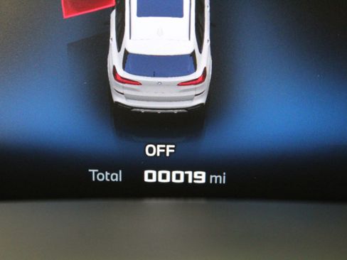 New 2026 BMW X5 M60i w/ Executive Package image 14