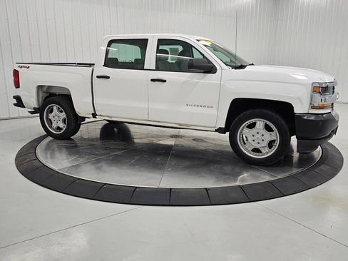 Used 2017 Chevrolet Silverado 1500 W/T w/ WT Fleet Convenience Package AWD/4WD image 7
