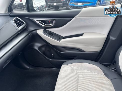Used 2022 Subaru Forester Premium AWD/4WD image 24