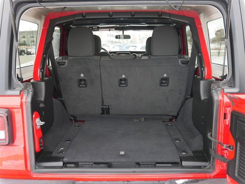 Used 2020 Jeep Wrangler Unlimited Sport image 11