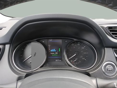 Used 2022 Nissan Rogue Sport SL w/ Premium Package image 14