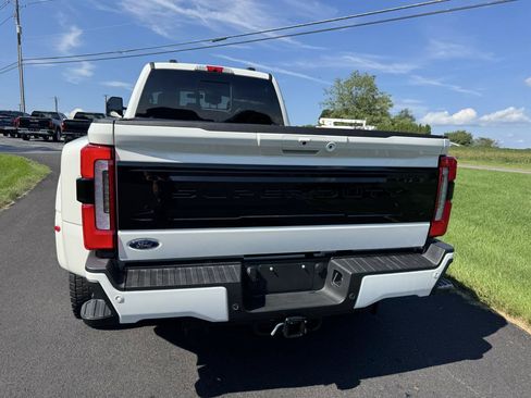 Used 2026 Ford F450 Platinum w/ FX4 Off-Road Package AWD/4WD image 9