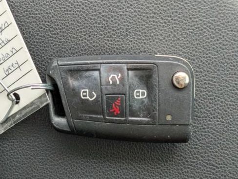 Used 2021 Volkswagen Jetta R-Line FWD image 59