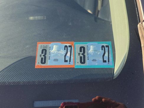 Used 2011 Toyota Sienna Limited w/ Premium Pkg image 28