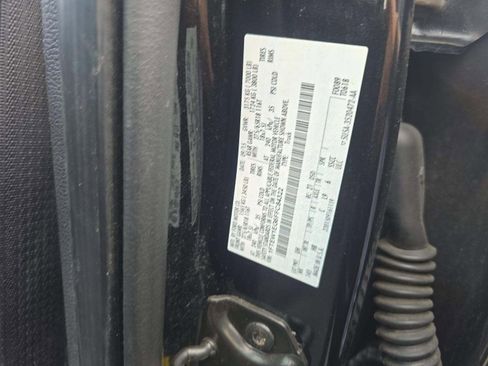 Used 2015 Ford F150 Lariat image 12