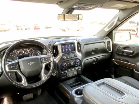 Used 2022 Chevrolet Silverado 1500 LT Trail Boss w/ LT Trail Boss Premium Package image 35