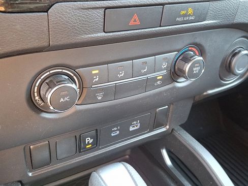 Used 2023 Nissan Frontier S w/ Technology Package image 15