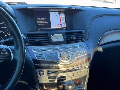 Used 2019 INFINITI Q70 L 3.7 w/ Sensory Package image 6