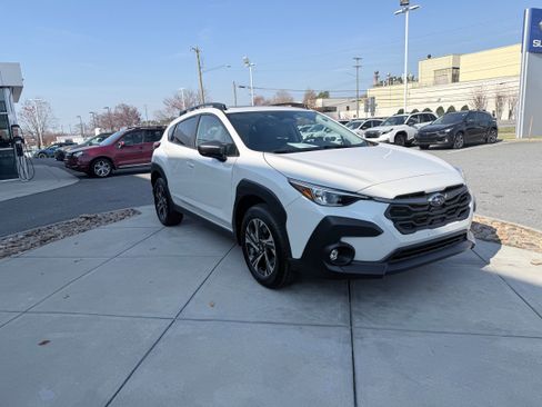 Certified 2025 Subaru Crosstrek 2.5i Premium image 3
