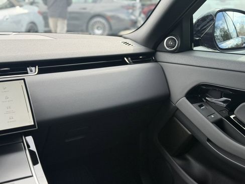 Used 2026 Land Rover Range Rover Evoque S image 25