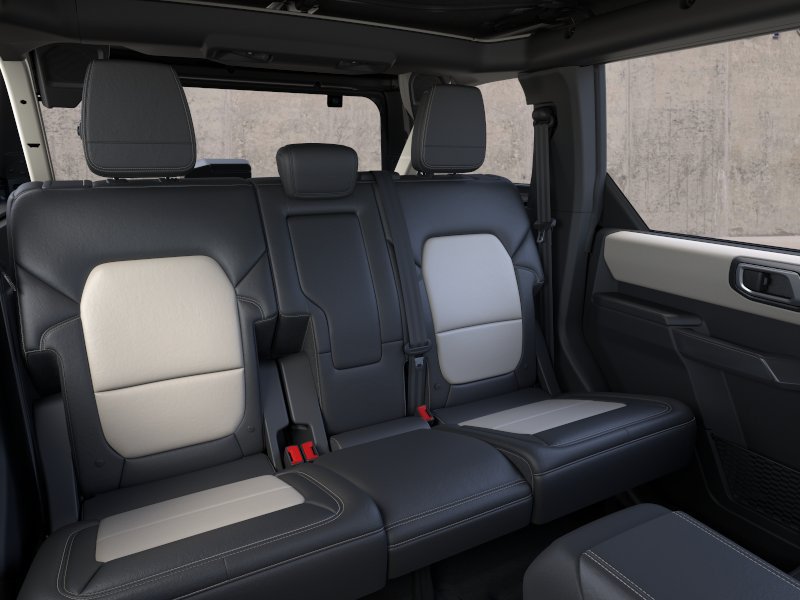 New 2026 Ford Bronco Outer Banks w/ Sasquatch Package AWD/4WD image 12