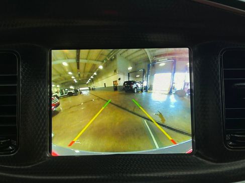 Used 2022 Dodge Charger SRT Hellcat w/ Harman/Kardon Audio Group image 10