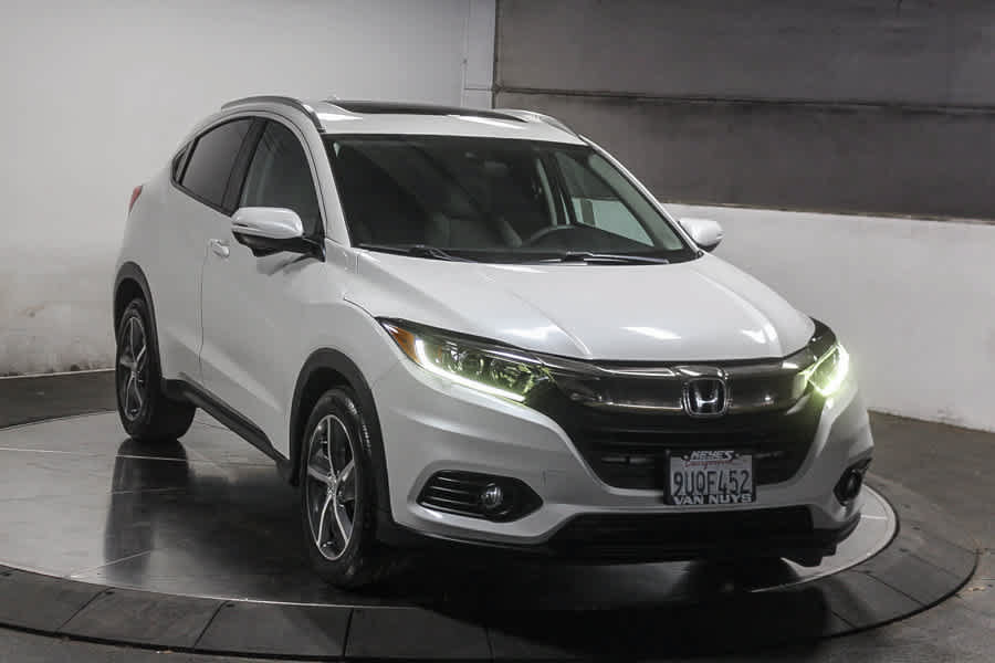 Used 2021 Honda HR-V EX image 3