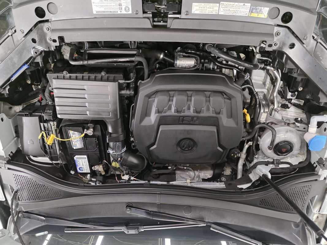 Used 2018 Volkswagen Tiguan S AWD/4WD image 50