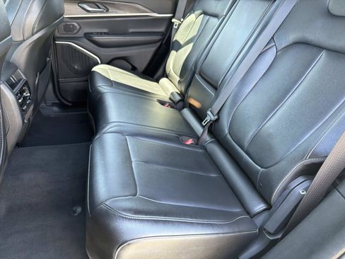 Used 2024 Jeep Grand Cherokee Limited 4xe AWD/4WD image 22