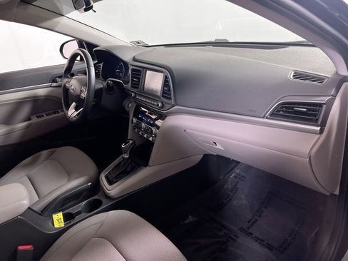 Used 2019 Hyundai Elantra Value Edition FWD image 28