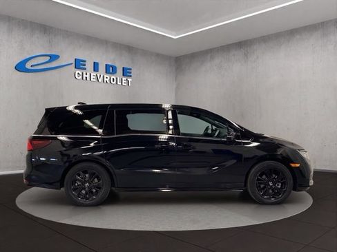 Used 2024 Honda Odyssey Sport image 16