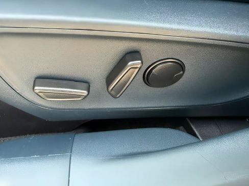 Certified 2024 Ford Maverick Lariat AWD/4WD image 23