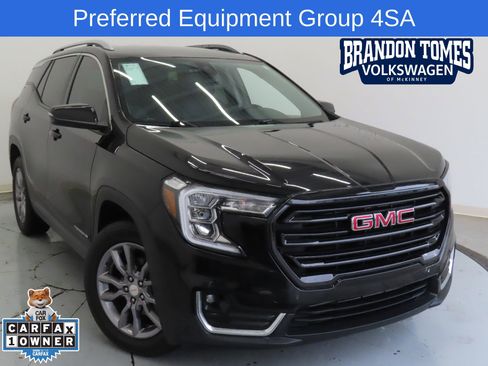 Used 2024 GMC Terrain SLT image 1