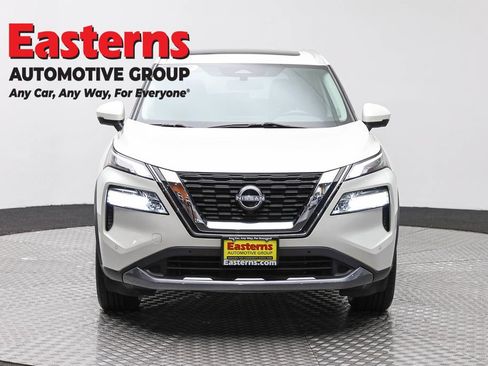 Used 2023 Nissan Rogue SL w/ SL Premium Package AWD/4WD image 2
