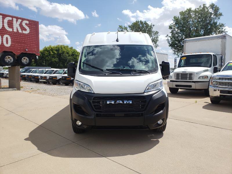 Used 2025 RAM ProMaster 2500 w/ Convenience Group FWD image 4