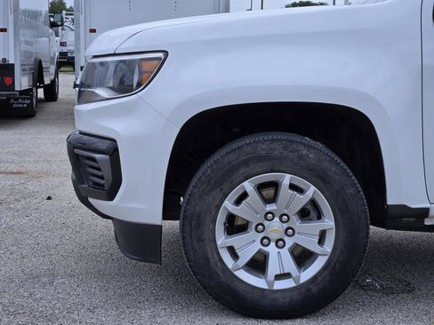 Used 2022 Chevrolet Colorado LT w/ Fleet Safety Package RWD image 8