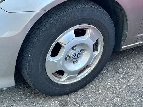 Used 2004 Honda Civic Hybrid Sedan image 7