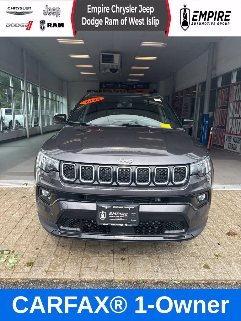 Used 2024 Jeep Compass Limited AWD/4WD image 1