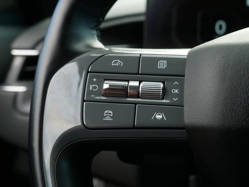 Used 2024 Kia EV9 GT-Line AWD/4WD image 28