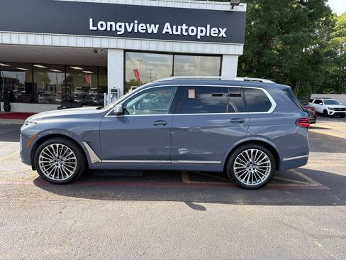 Used 2024 BMW X7 xDrive40i w/ Premium Package AWD/4WD image 1