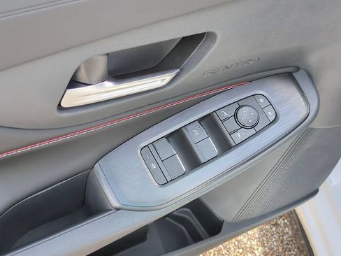 New 2026 Nissan Sentra SR w/ Floor Mat Package FWD image 12