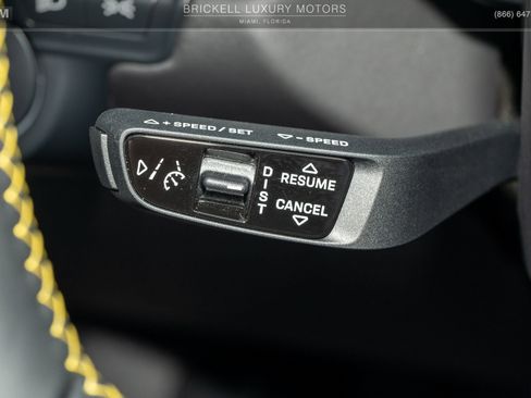 Used 2023 Porsche 911 Targa 4S w/ Premium Package image 32