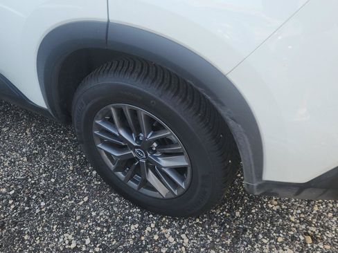 Used 2023 Nissan Rogue S AWD/4WD image 4