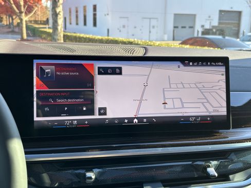 Used 2026 BMW X5 xDrive40i w/ M Sport Package image 27