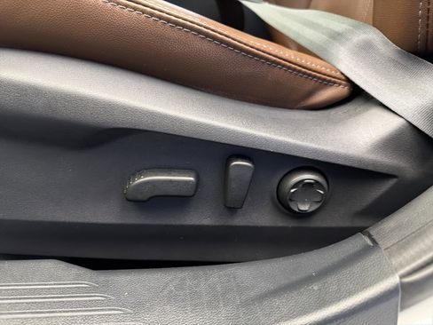 Certified 2025 Subaru Outback Touring XT w/ Popular Package #2 image 12