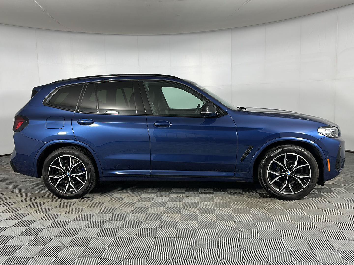 Used 2023 BMW X3 M40i AWD/4WD image 28