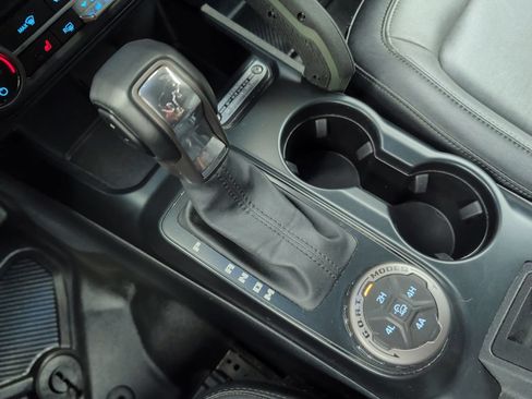 Used 2024 Ford Bronco Everglades AWD/4WD image 28