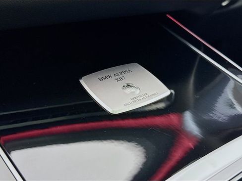 Used 2021 BMW ALPINA XB7 ALPINA XB7 image 17