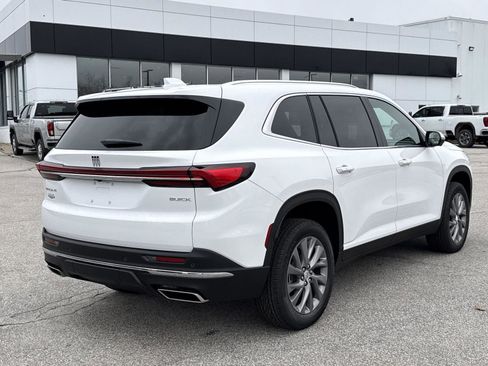 New 2026 Buick Enclave Preferred image 7