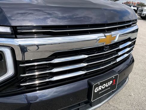 Certified 2025 Chevrolet Suburban LT image 29