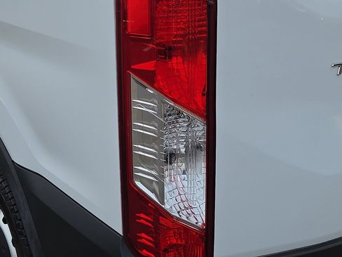 Used 2022 Ford Transit 350 XL image 12