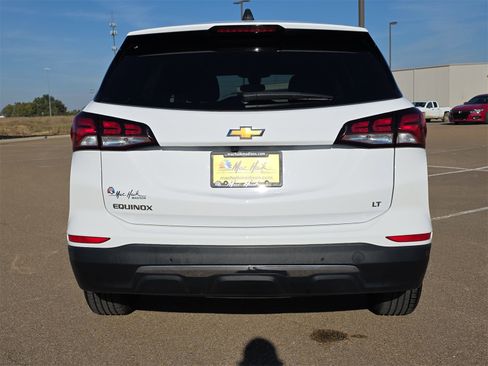 Used 2022 Chevrolet Equinox LT image 7