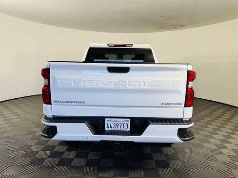 Used 2022 Chevrolet Silverado 1500 Custom AWD/4WD image 21